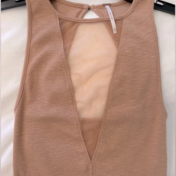 Free people tank with mesh front Dusty rose - Picture 3 of 4